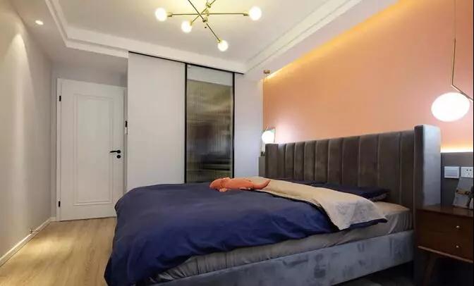 92㎡老房改造，改造前后對(duì)比，驚艷到了鄰居